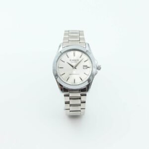 Men's white watch Casio MW6045
